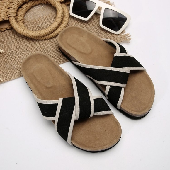 Contrast Open Toe Platform Sandals - Picture 3 of 6